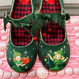 Hot Chocolate “Christmas Wishes Mid Heels “ 🎄